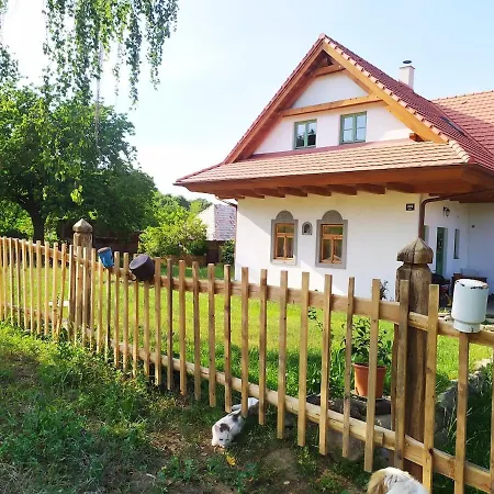 Venkovský dům Na Jablonci Hrusov