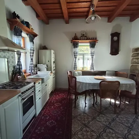 Na Jablonci Hrusov