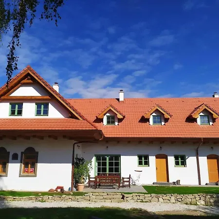 Na Jablonci Venkovský dům